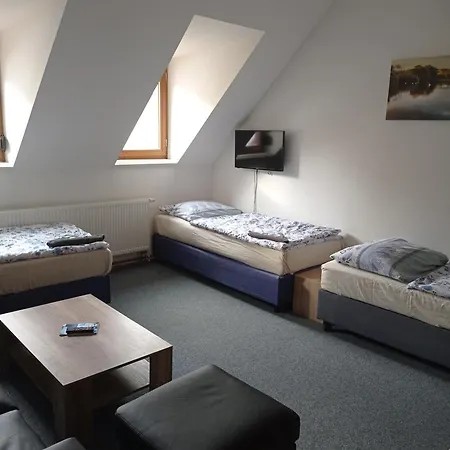 Pralinka بيت ضيافة Rakovník